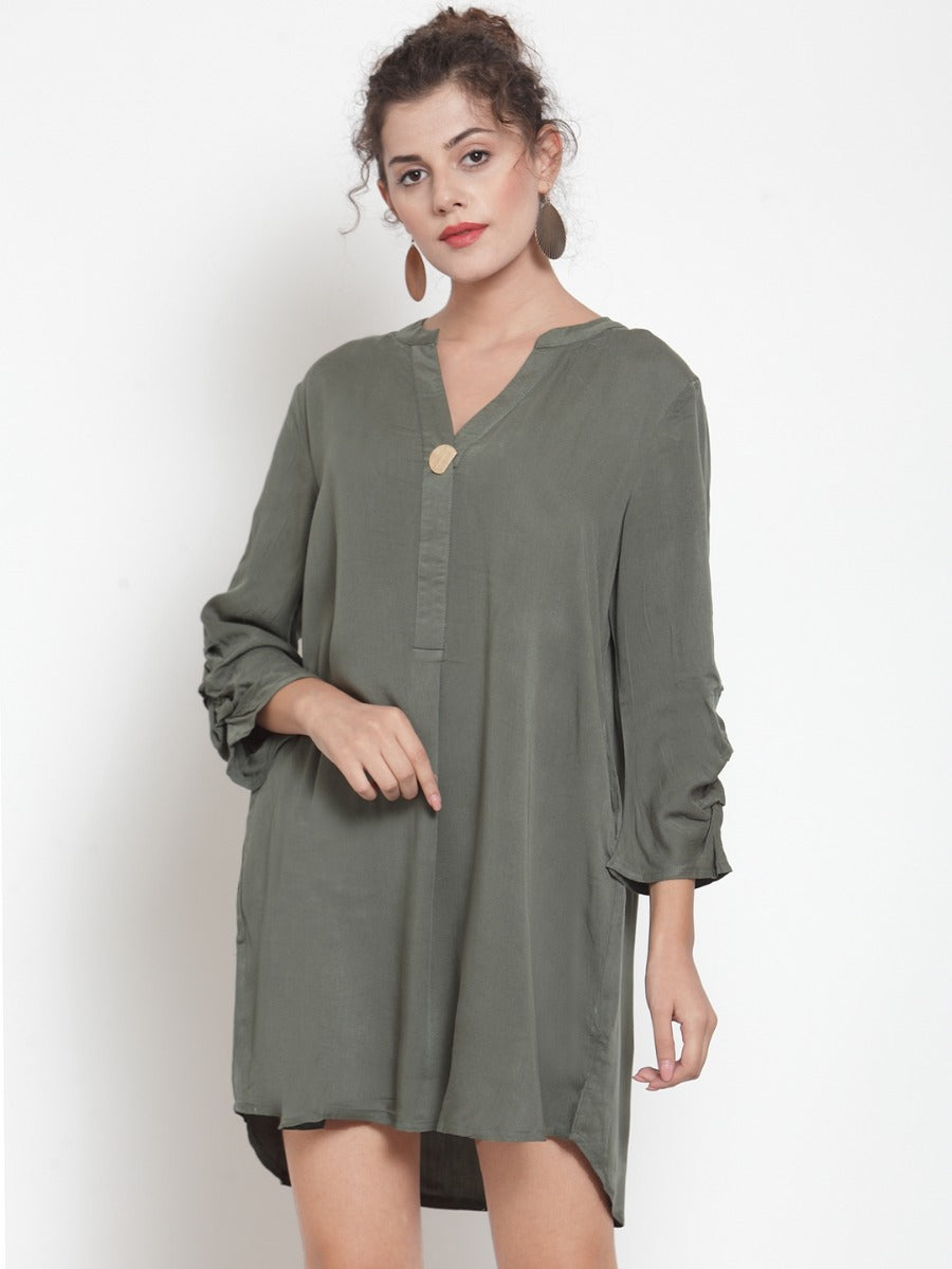 Women Solid Green Mandarin Collar Kurta