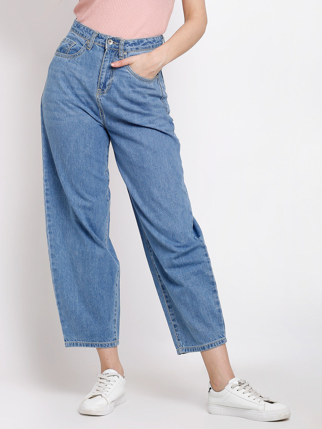 women blue baggy cropped length jeans