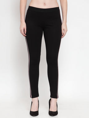 Women Black Solid Jeggings
