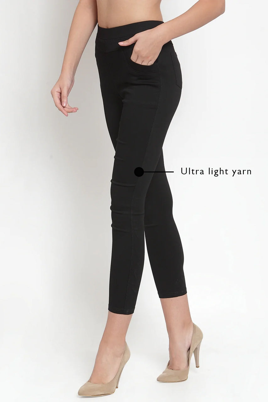 Women Solid Black Jegging