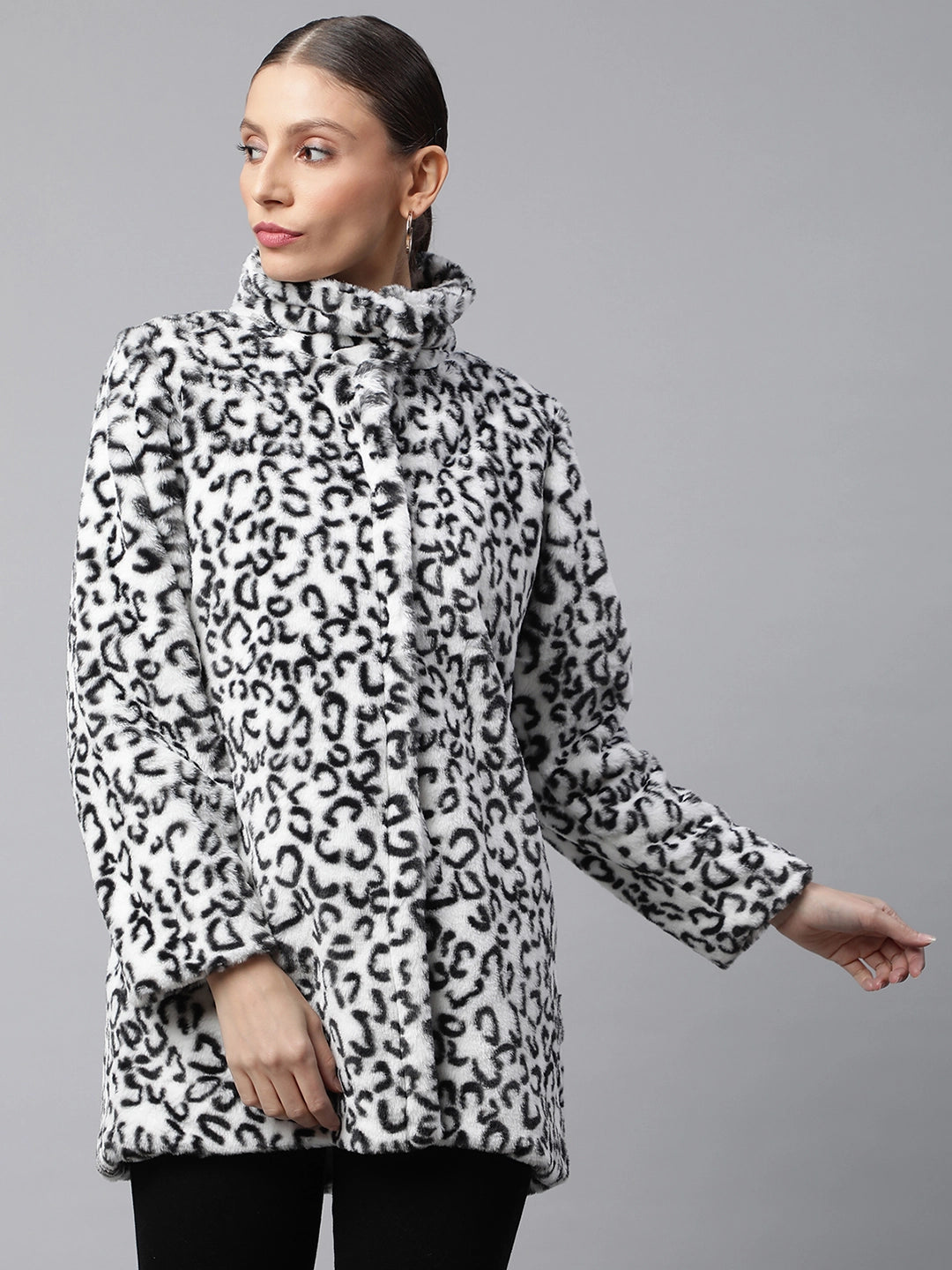 Women White Relaxed Fit Furry Snow Leopard Print Coat
