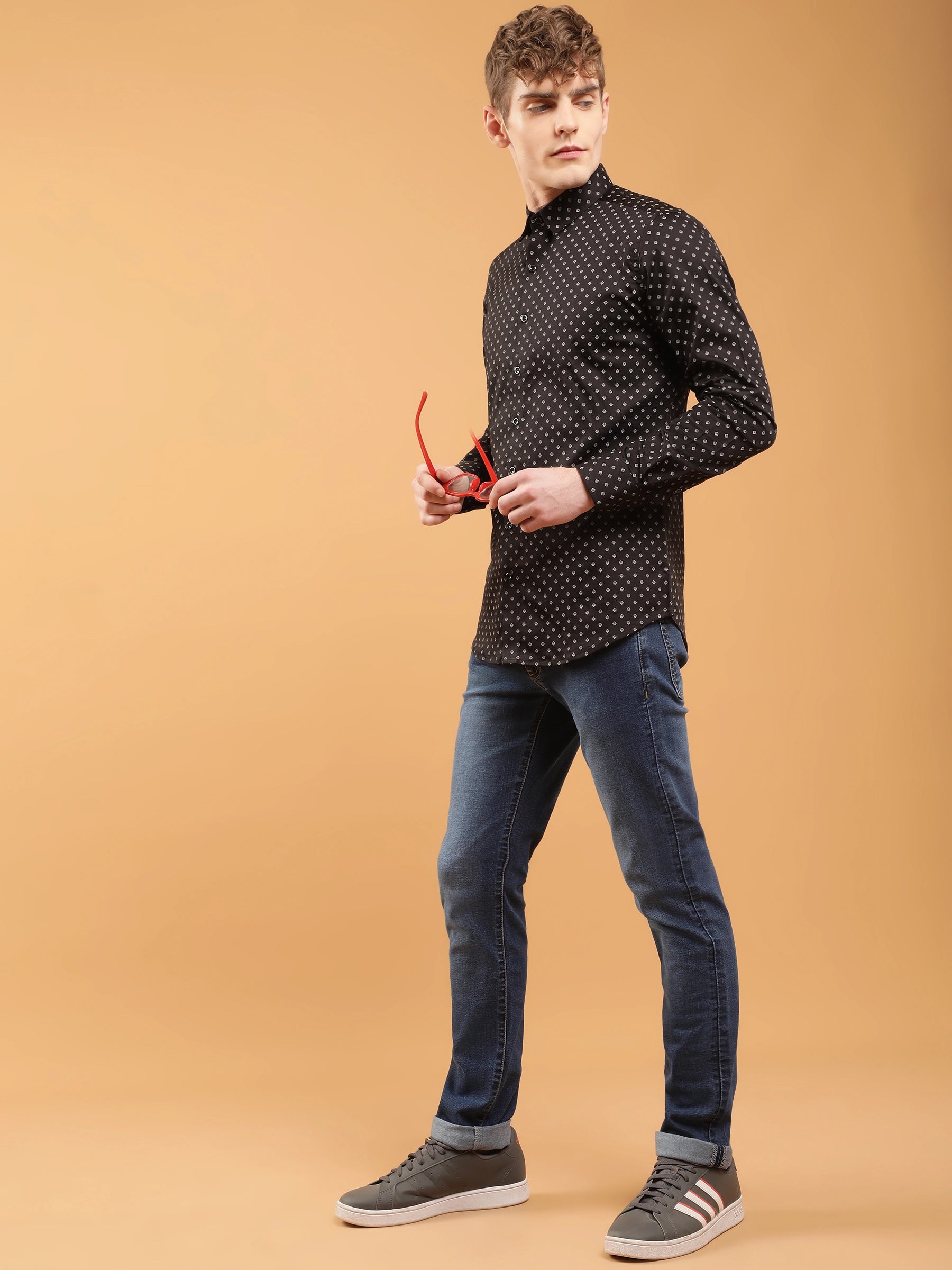 Mens Black Slim Fit Dobby Detail Formal Shirt - Global Republic