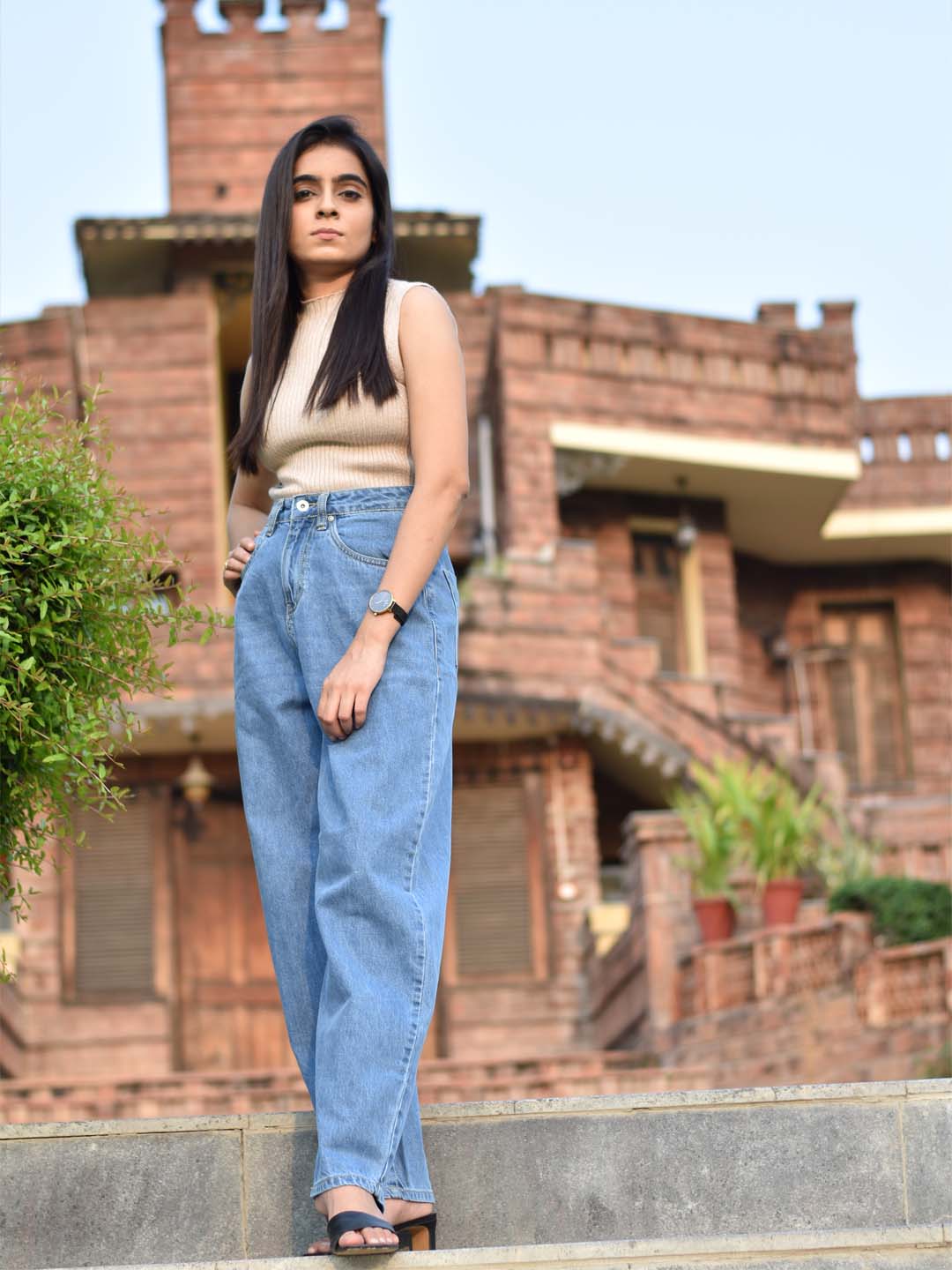 women blue baggy cropped length jeans