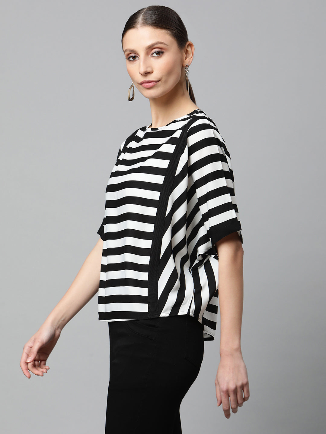 Women Loose Fit Black & White Striped Top