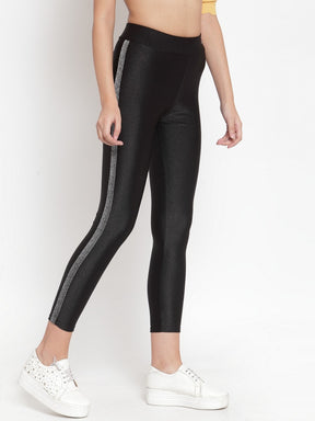 Women Solid Black Cotton Blend High RiseLegging