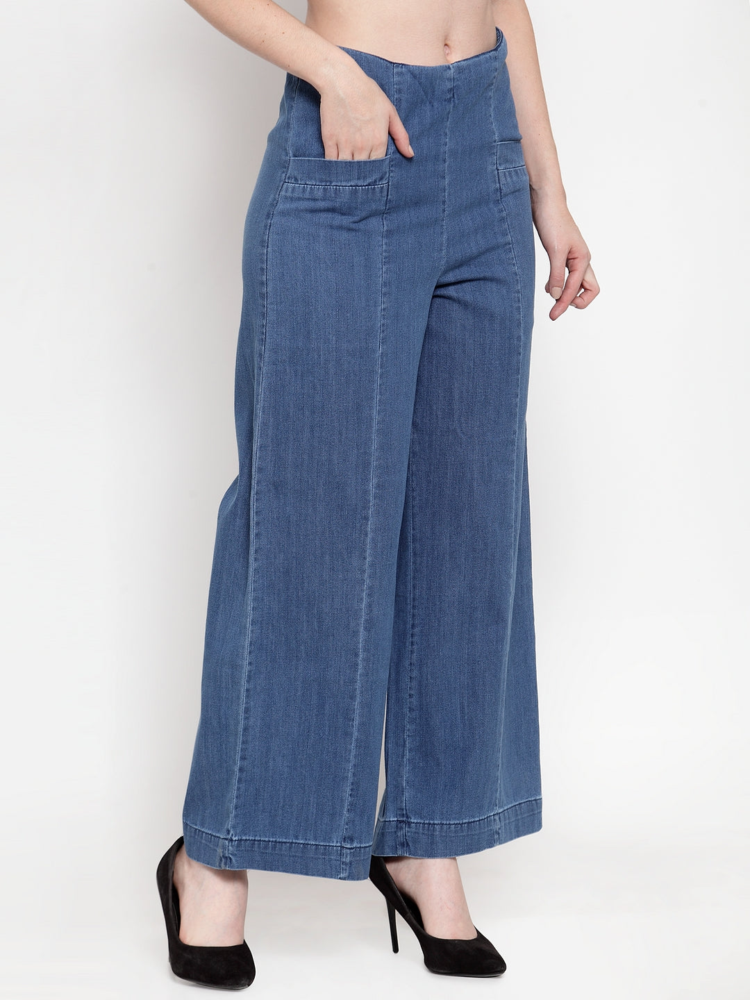 Women Blue Denim Straight Fitted Jeans