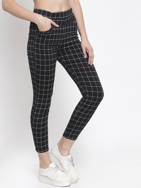 Women White Checked Black Mid Rise Stretchable Jegging