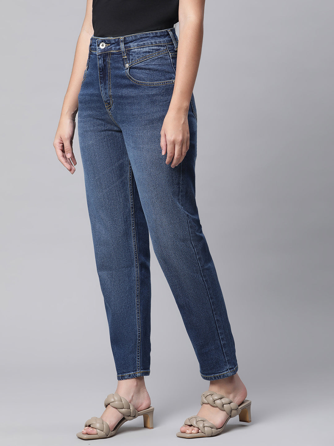 women dark blue faded tapered fit denim jeans