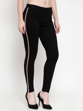 Women Black Solid Jeggings