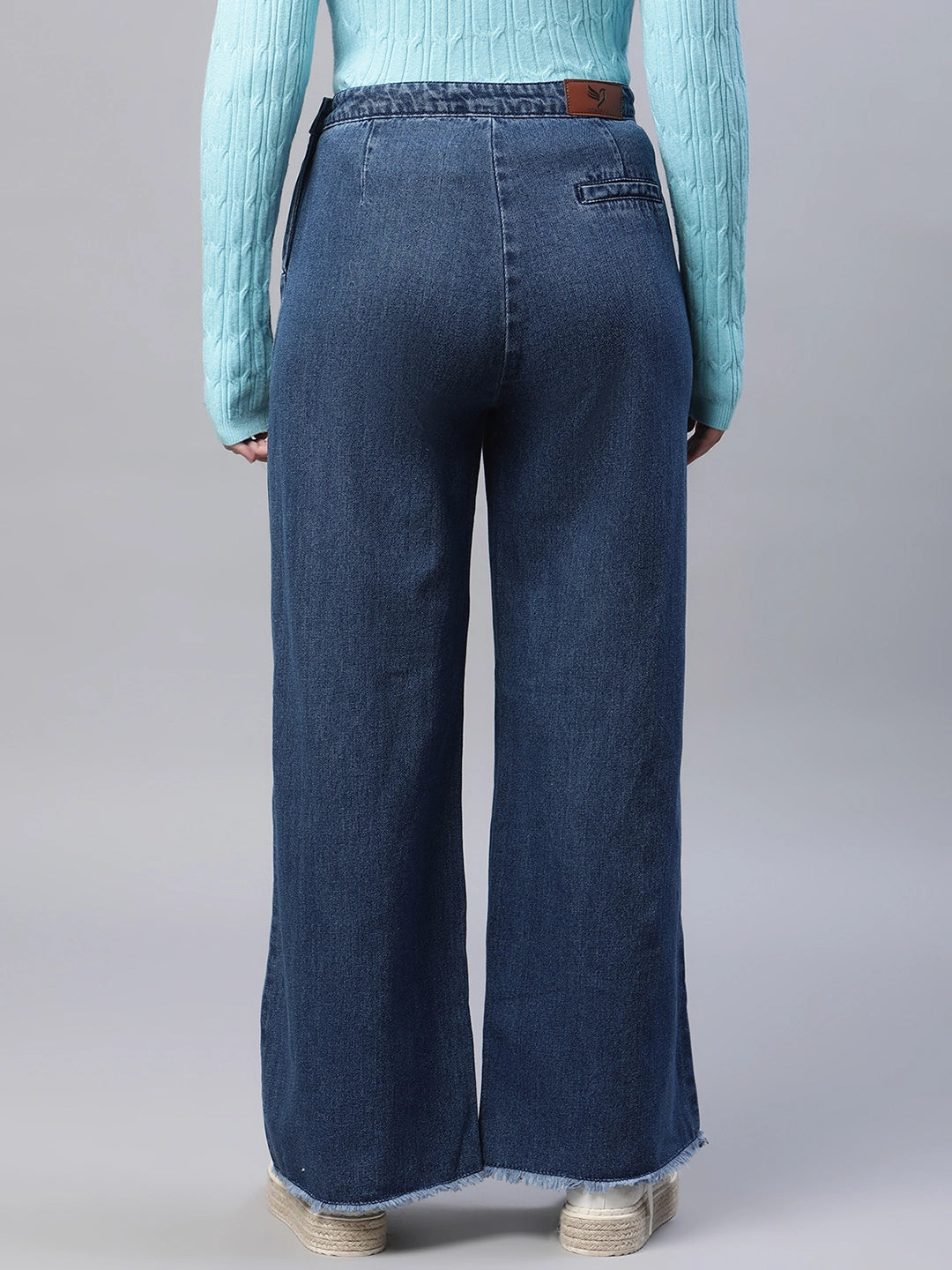 women blue denim jeans