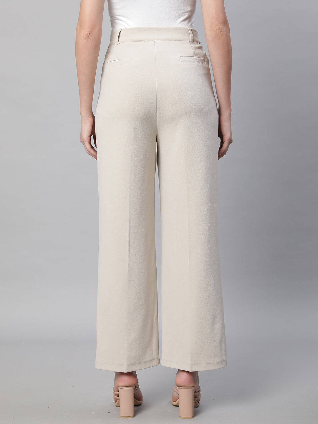 Women Off White Solid Trouser - Global Republic