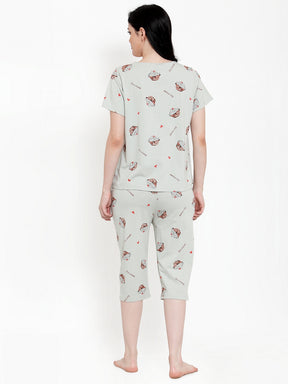 Women Green Cotton Printed Capri Night Suit
