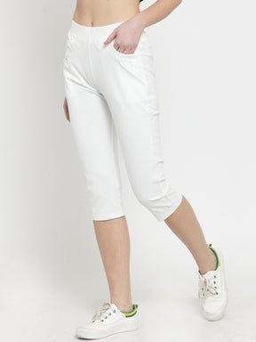 Women Skinny Fitted White Solid Capri