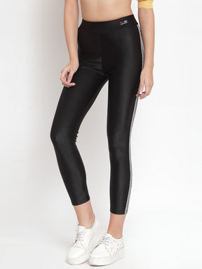 Women Solid Black Cotton Blend High RiseLegging