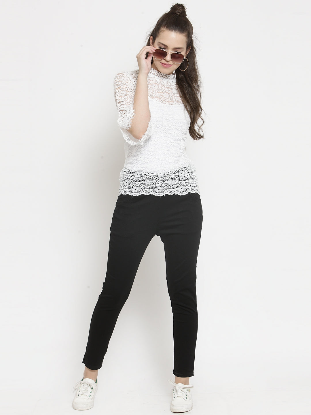 Women Black Solid Regular Fit Jeggings