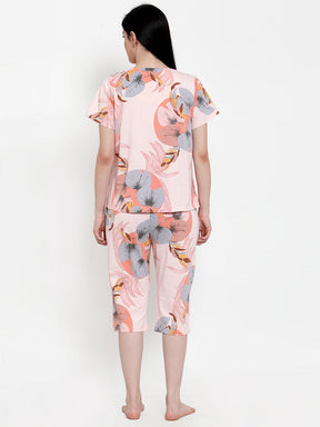Women Pink Cotton Printed Capri Night Suit