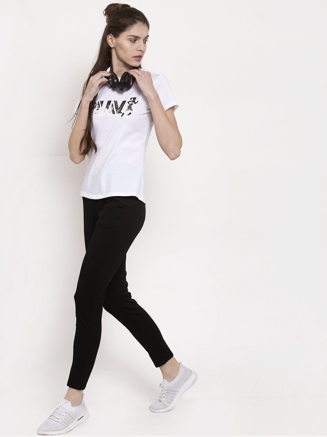ladies white printed round neck t shirts