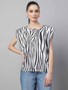 Women Loose Fit Black And White Printed Blouse