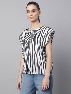Women Loose Fit Black And White Printed Blouson Top