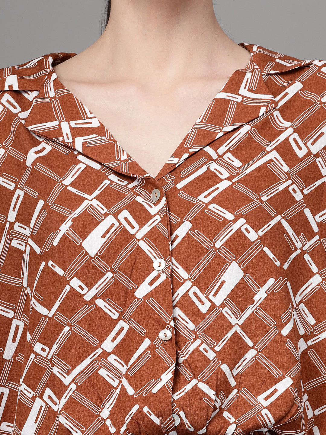 Women Regular Fit Collar Neck Printed Blouson Top