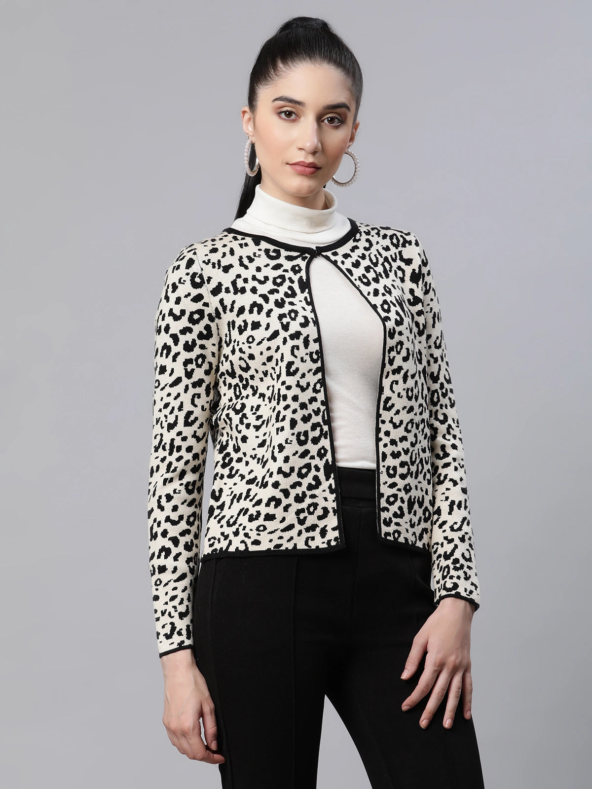 Women Animal Printed White Casual Cardigan