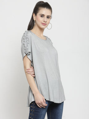 Women Grey Solid Round Neck Regular Fit T-Shirts