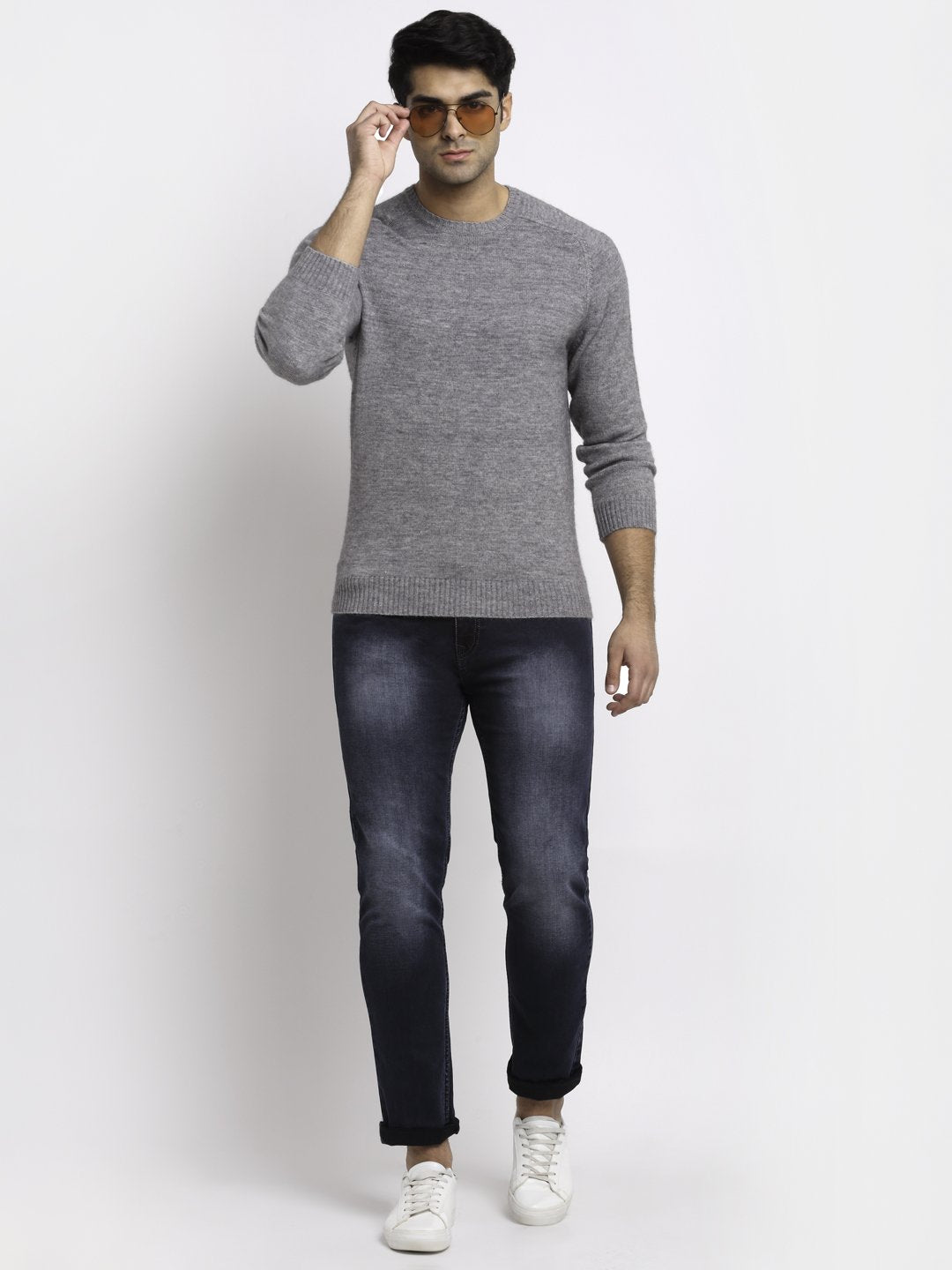 Men Grey Round Neck Knit Solid Pullover