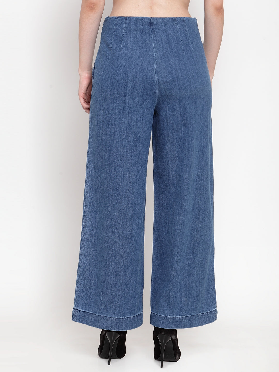 Women Blue Denim Straight Fitted Jeans