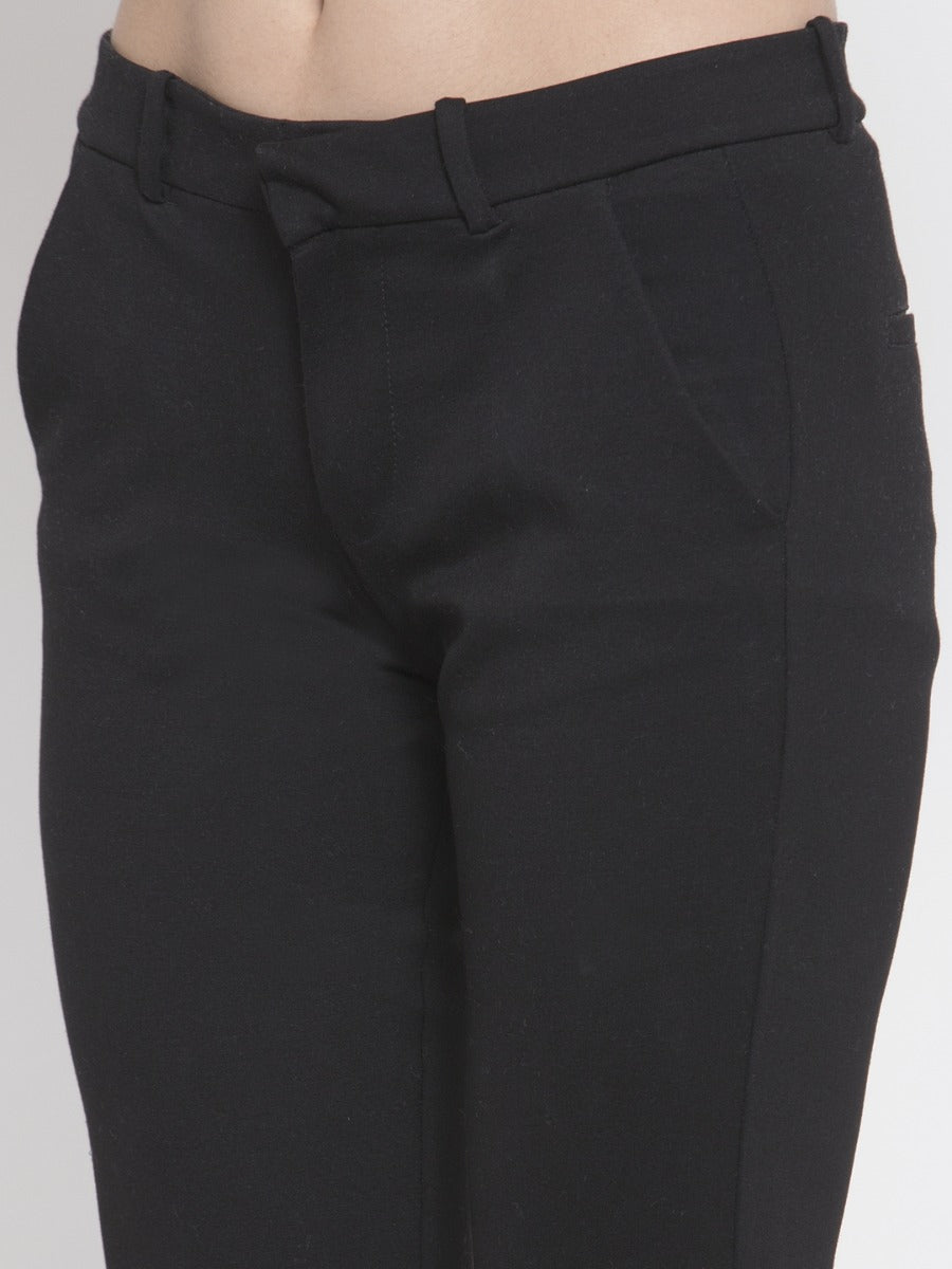 Women Solid Black Tapered-Fit Trouser