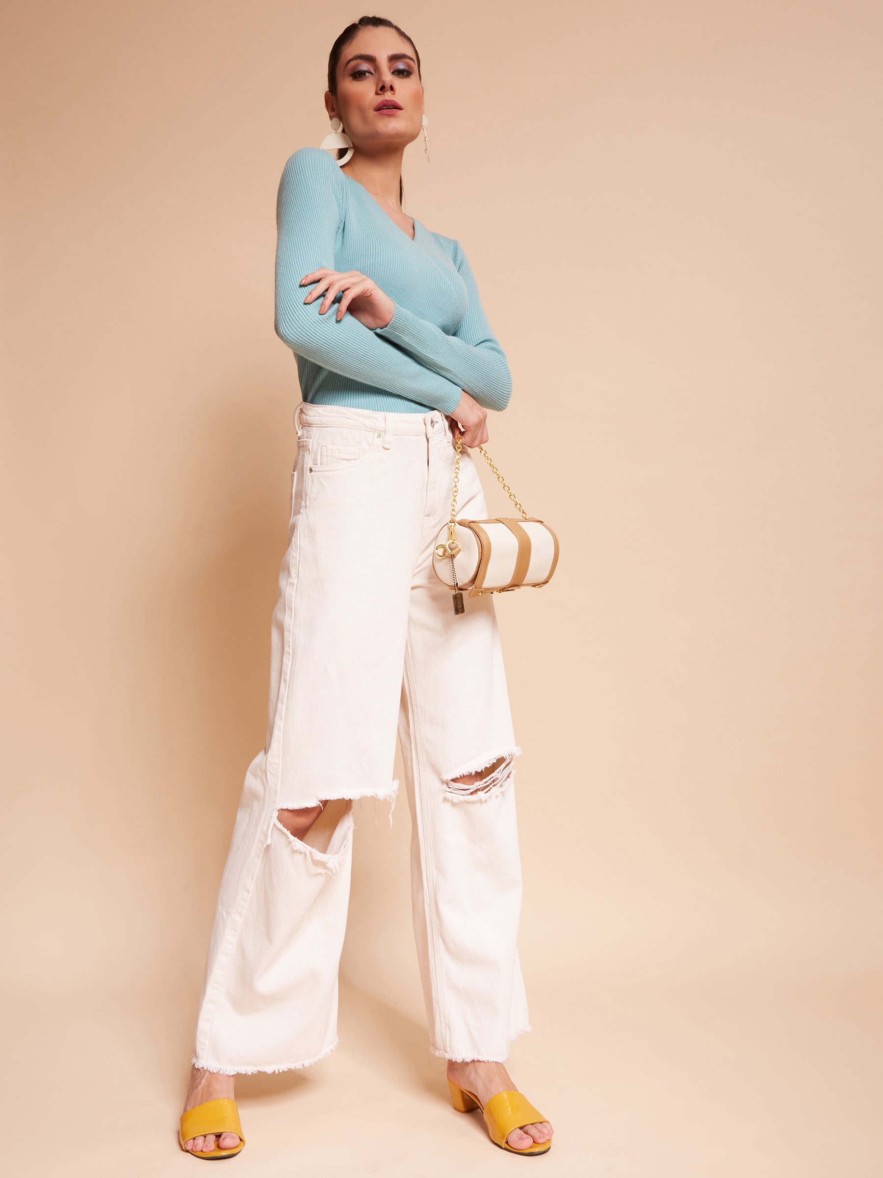 women off white denim solid medium washed high rise jeans
