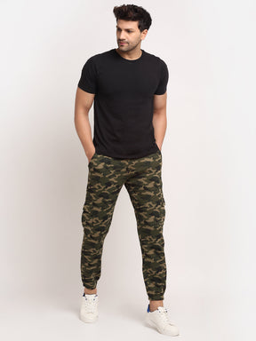 Men Green Cotton Blend Camouflage Printed Lower