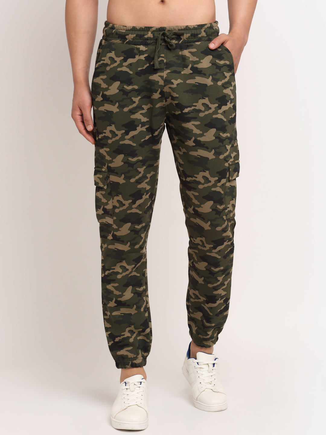 Men Green Cotton Blend Camouflage Printed Lower