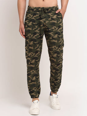Men Green Cotton Blend Camouflage Printed Lower