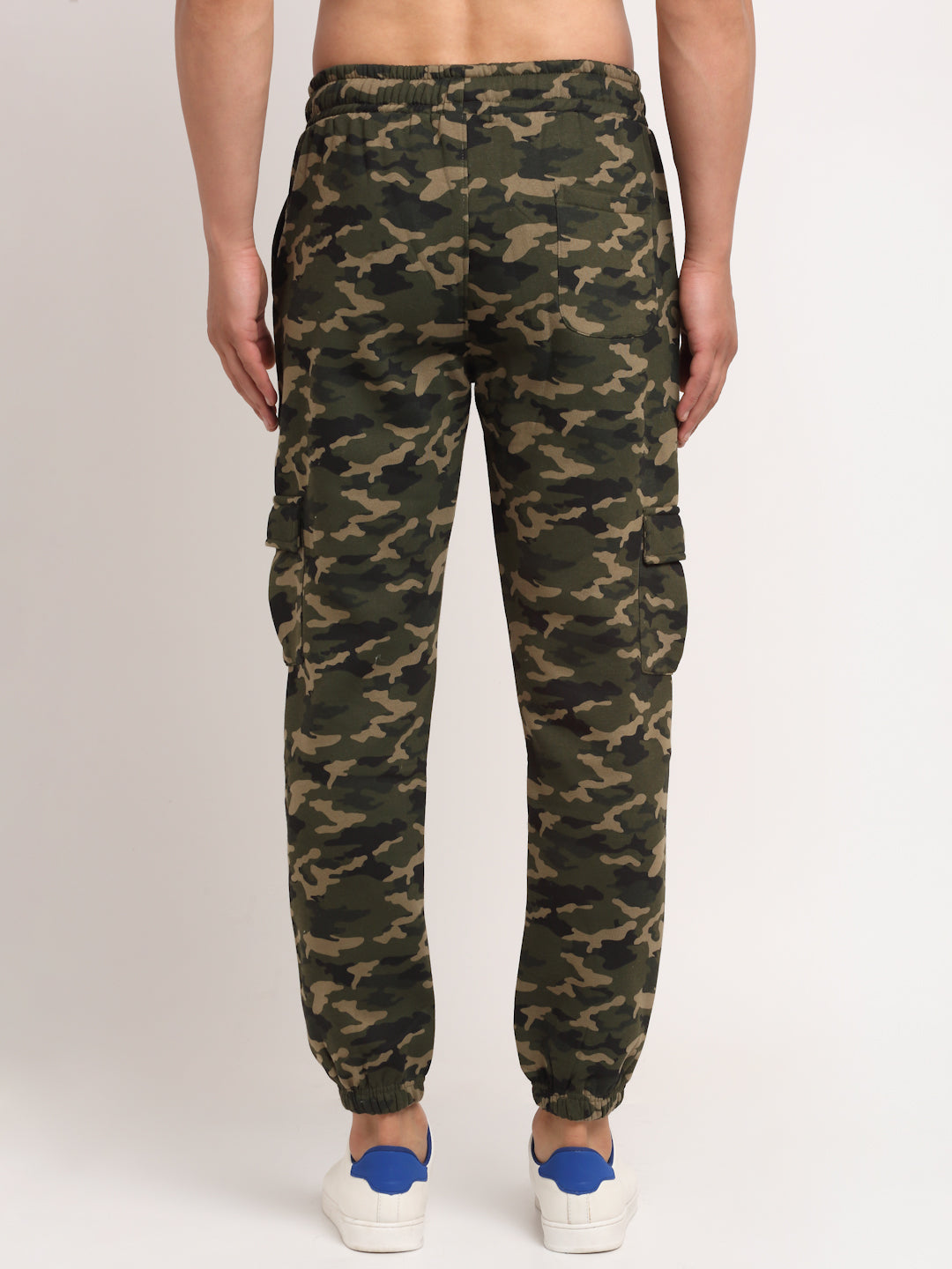 Men Green Cotton Blend Camouflage Printed Lower