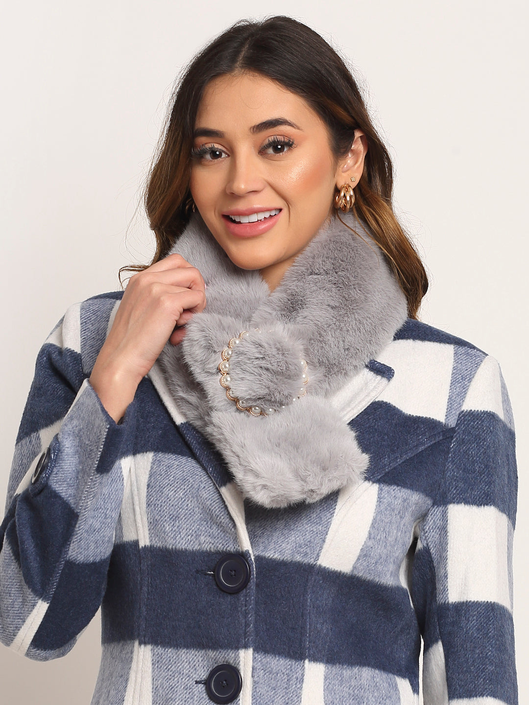 Women Grey Solid Winter Scarfs