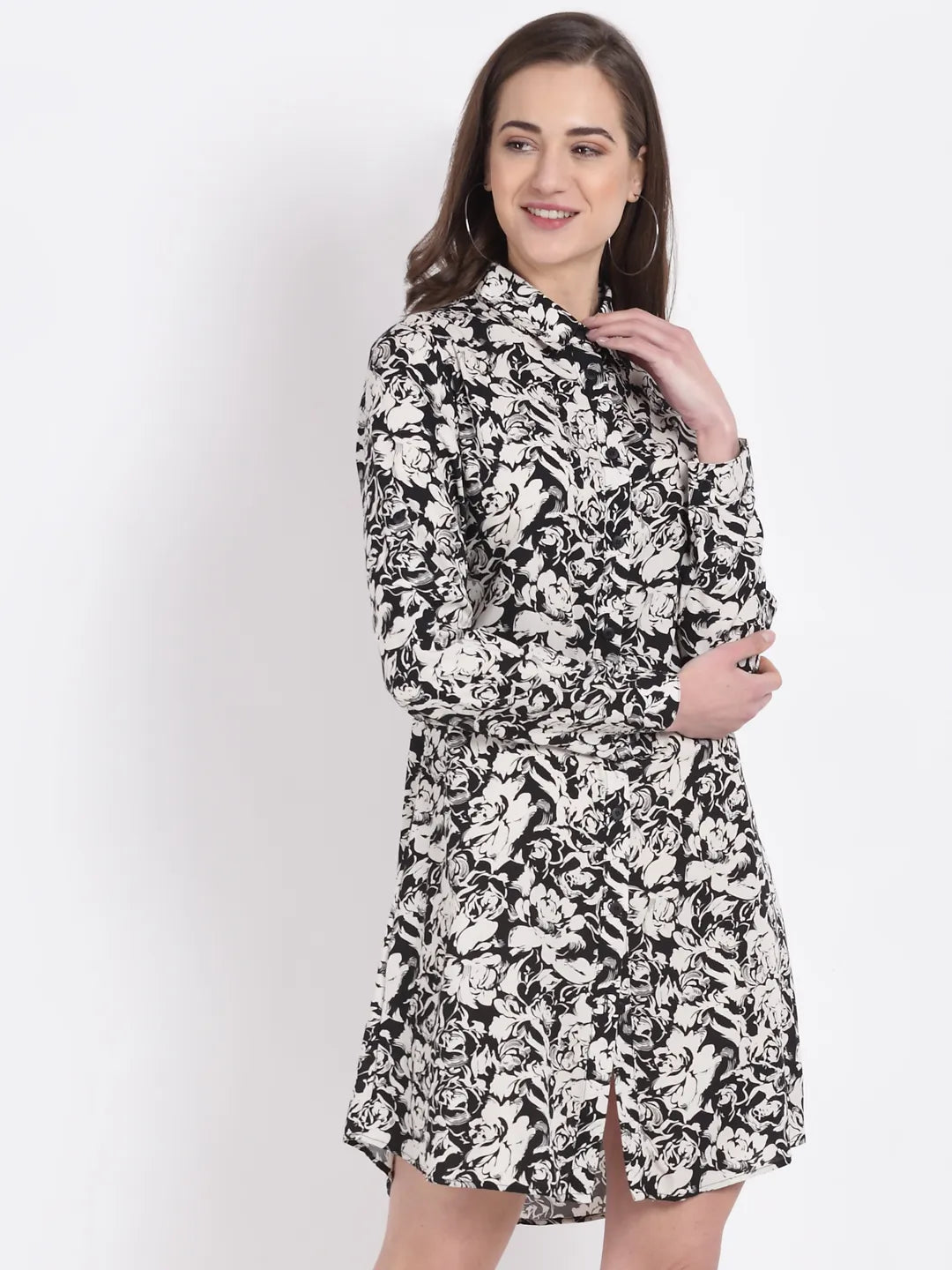 Women Straight Fit Floral Printed Black Tunic - Global Republic