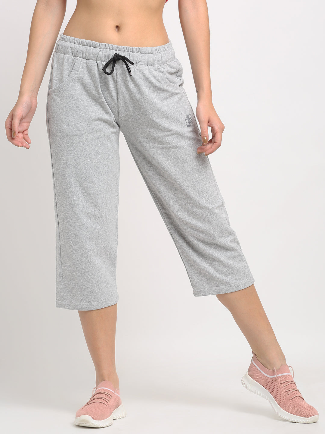 Women Grey Solid stretchable Below Knee Capri