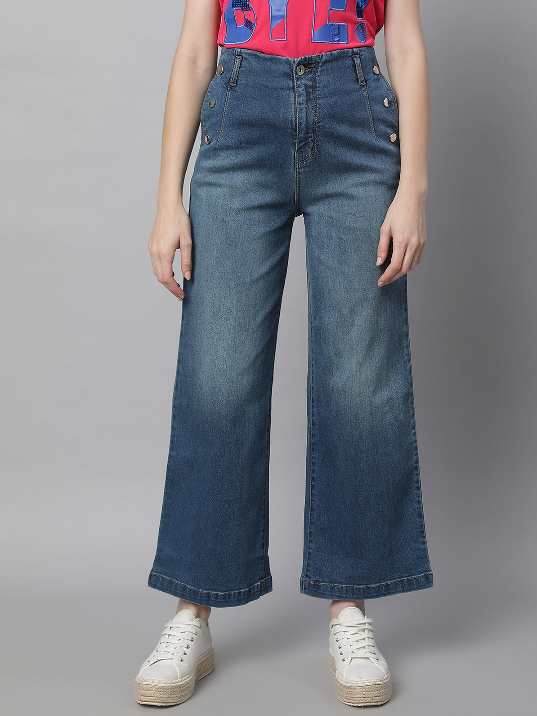 Women Flared Leg Straight Loose Fit Tint Blue Jeans - Global Republic