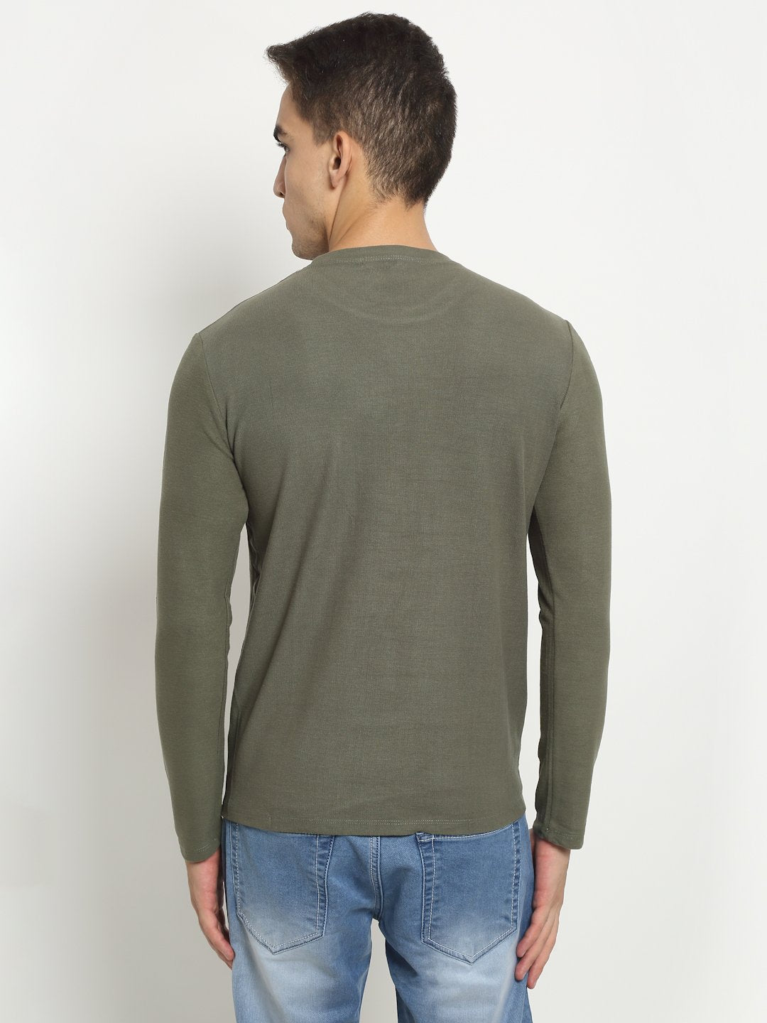 Men Olive Round Neck Solid T-Shirt