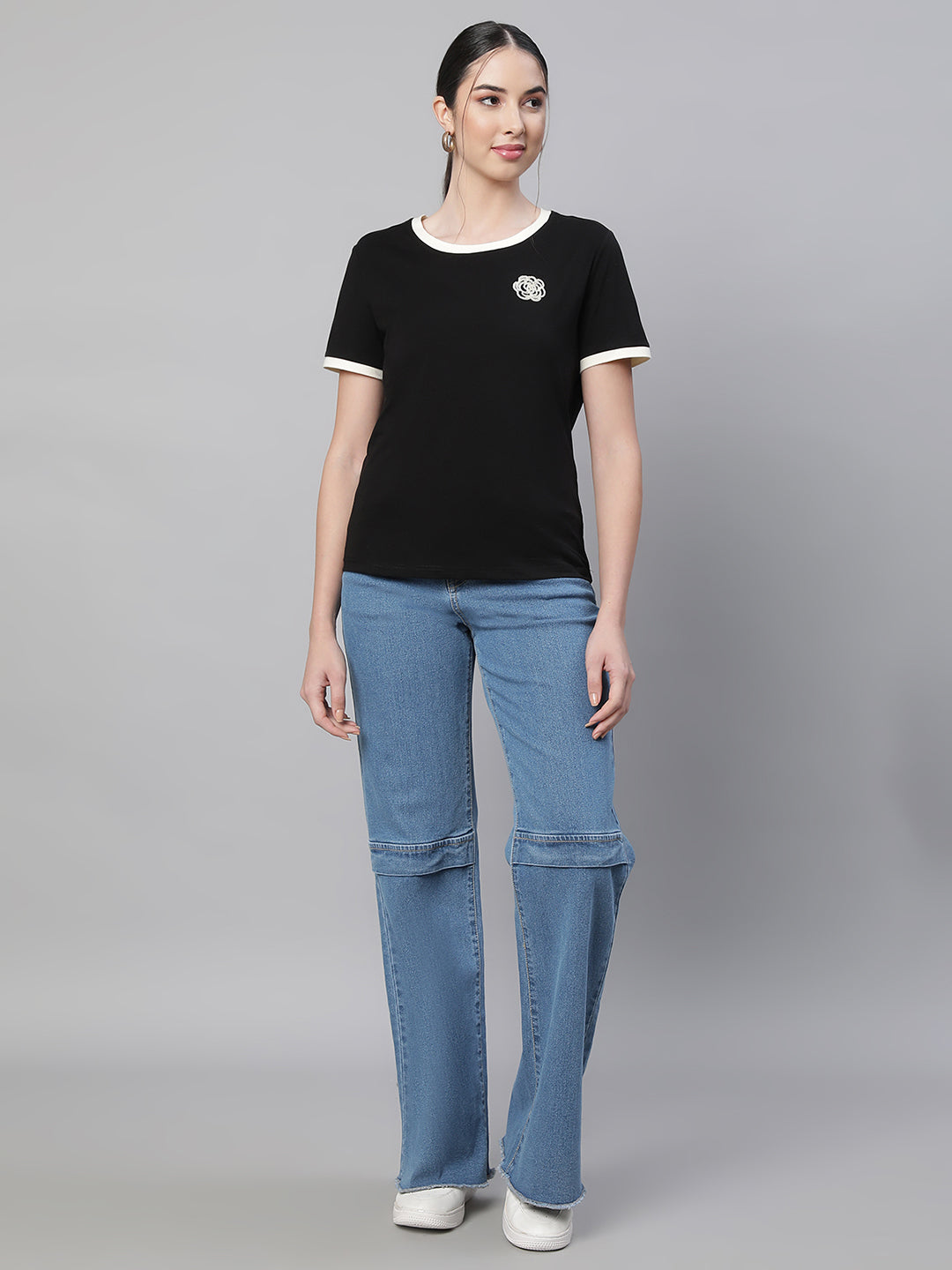 women black round neck solid top
